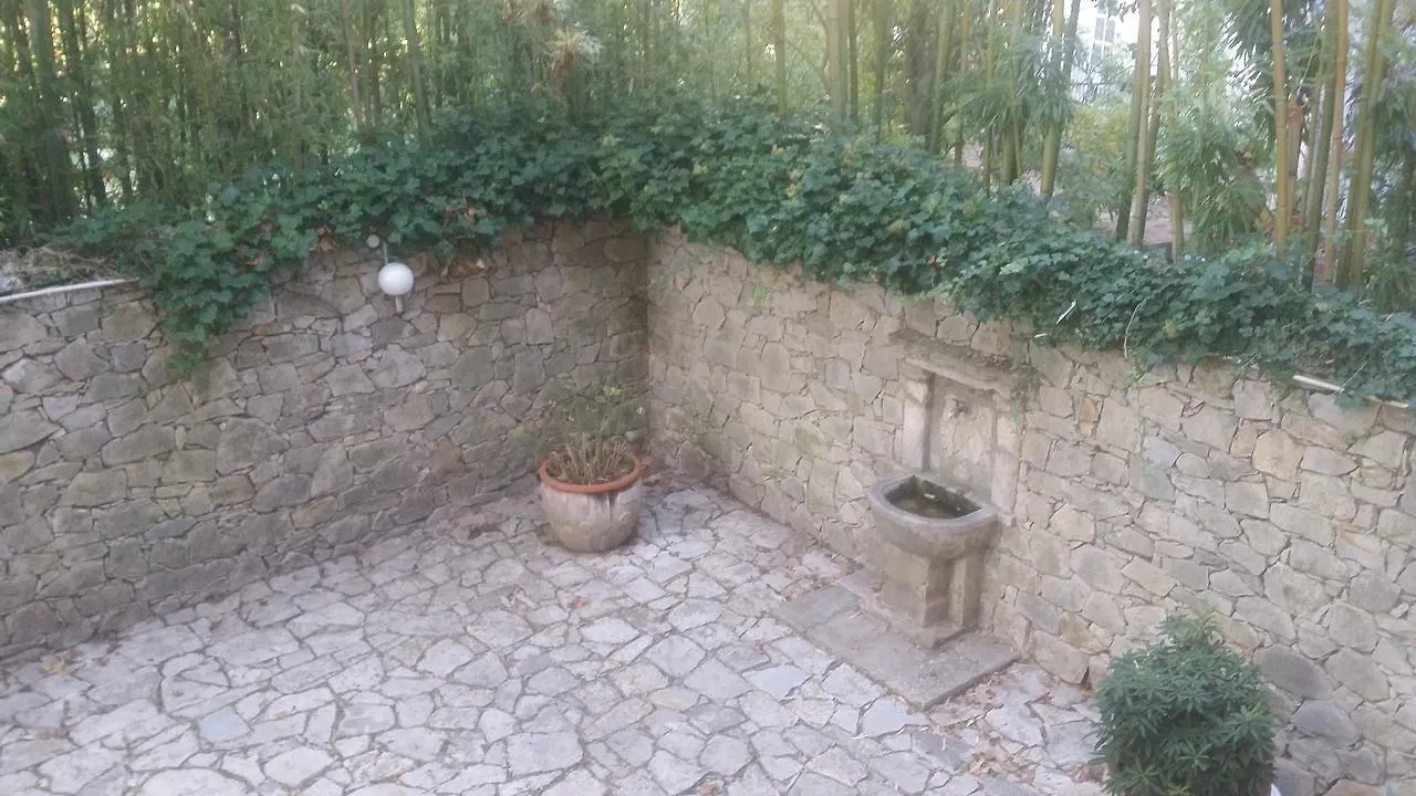 Auberge De Pachoquin Meounes-les-Montrieux Gasthof