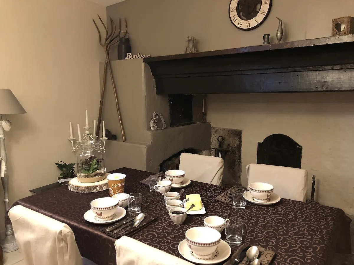 Auberge De Pachoquin Meounes-les-Montrieux 0*,  Frankreich